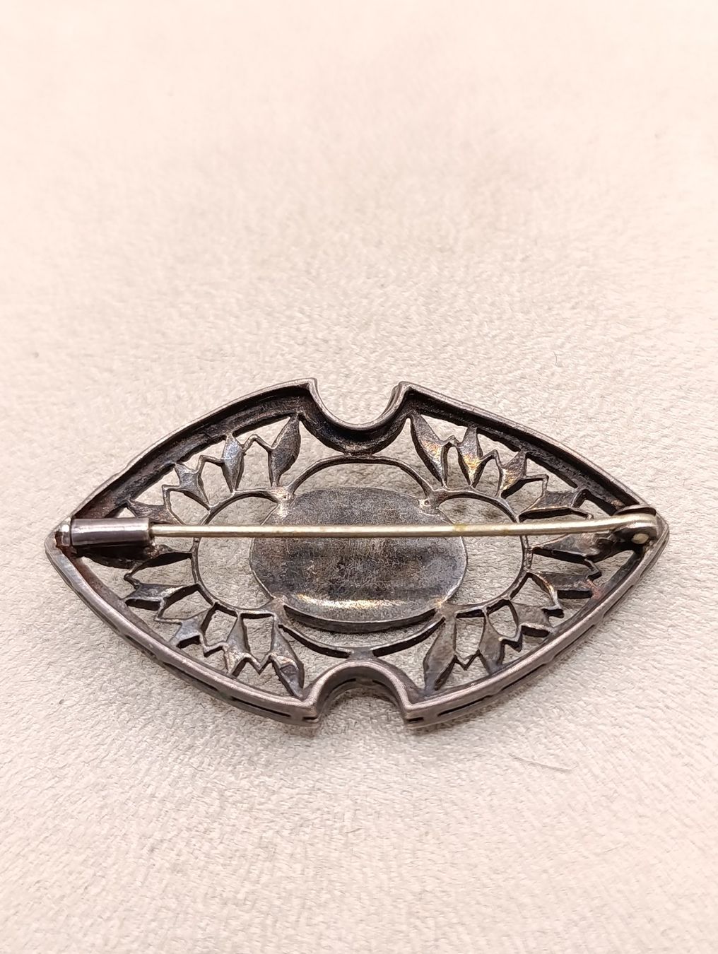Spille & Fermagli: Jugendstil 925er Silber Brosche Markasiten Perlmutt punzen – Usato da Steffisburg venduto da 1.Schmuckschatulle 6
