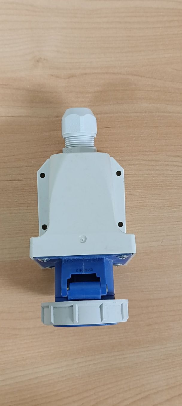 Stecker: AP Steckdose CEE16 3polig 6h – Neu (gemäss Beschreibung) aus Bern von dakrae 1