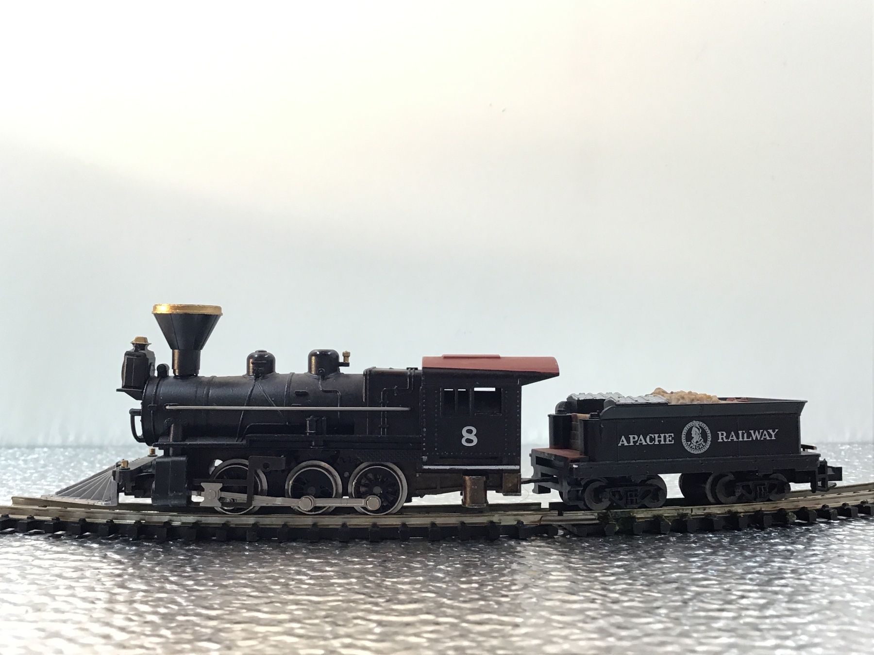 Modelleisenbahnen: Dampflokomotive mit Waggon Apache Railway Nr. 8 – Gebraucht aus Männedorf von Spezial-Modelle