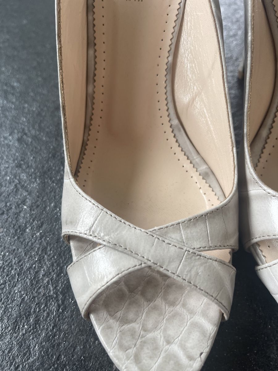 Patrizia Pepe Scarpe da donna: Patrizia Pepe Damensandale – Nuovo (secondo la descrizione) da Horgen venduto da Senija0 4