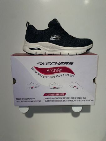 SKECHERS WOMEN      GRÖSSE 38    INNENSOHLE  25 CM