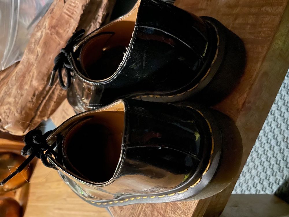 Dr martens outlet lack 40