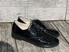 Sale‼️New shoes  in leather size 40