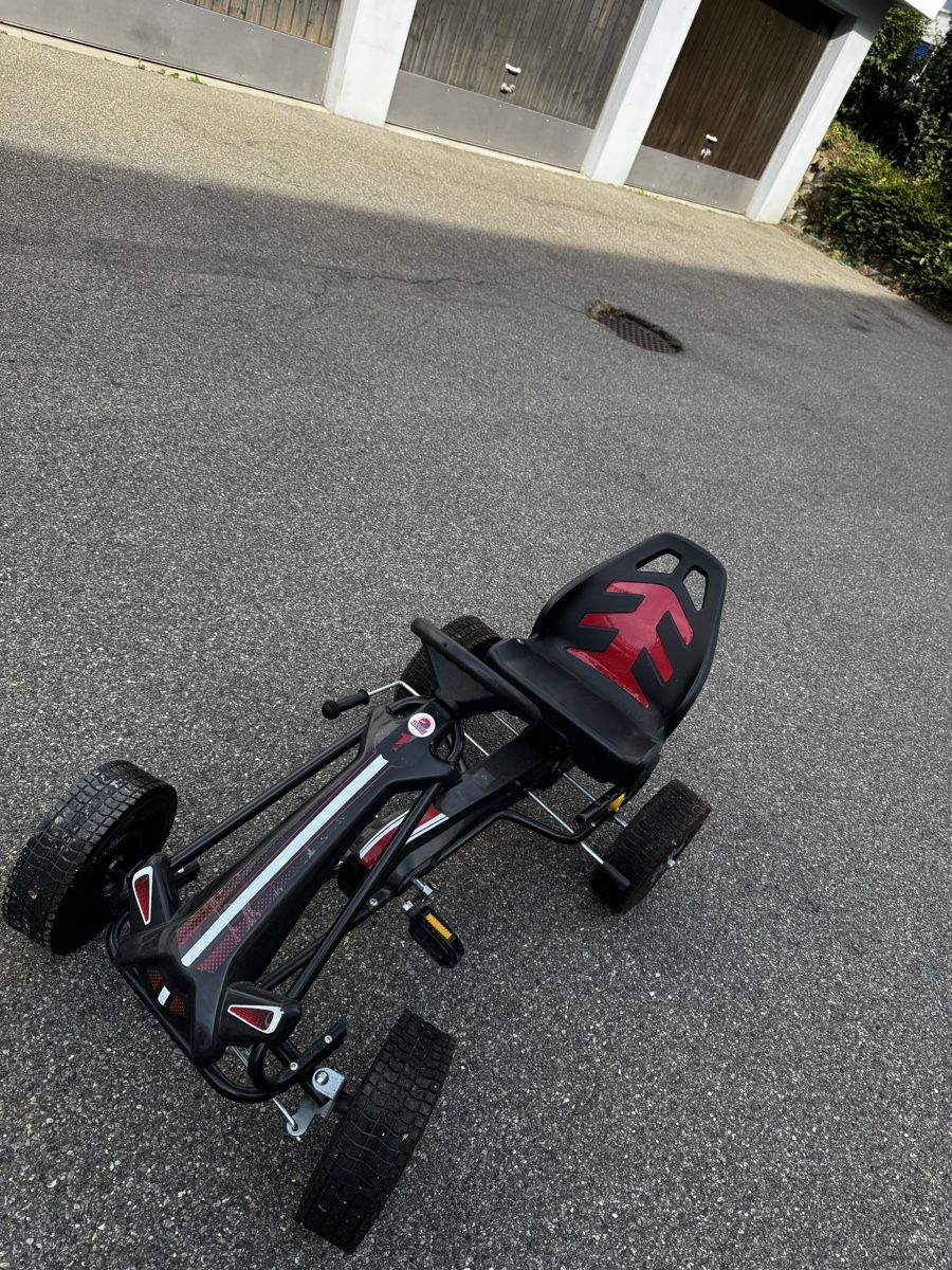 Véhicules pour enfants: Gokart schwarz-rot – D'occasion à Sirnach par ame_f2ms 2