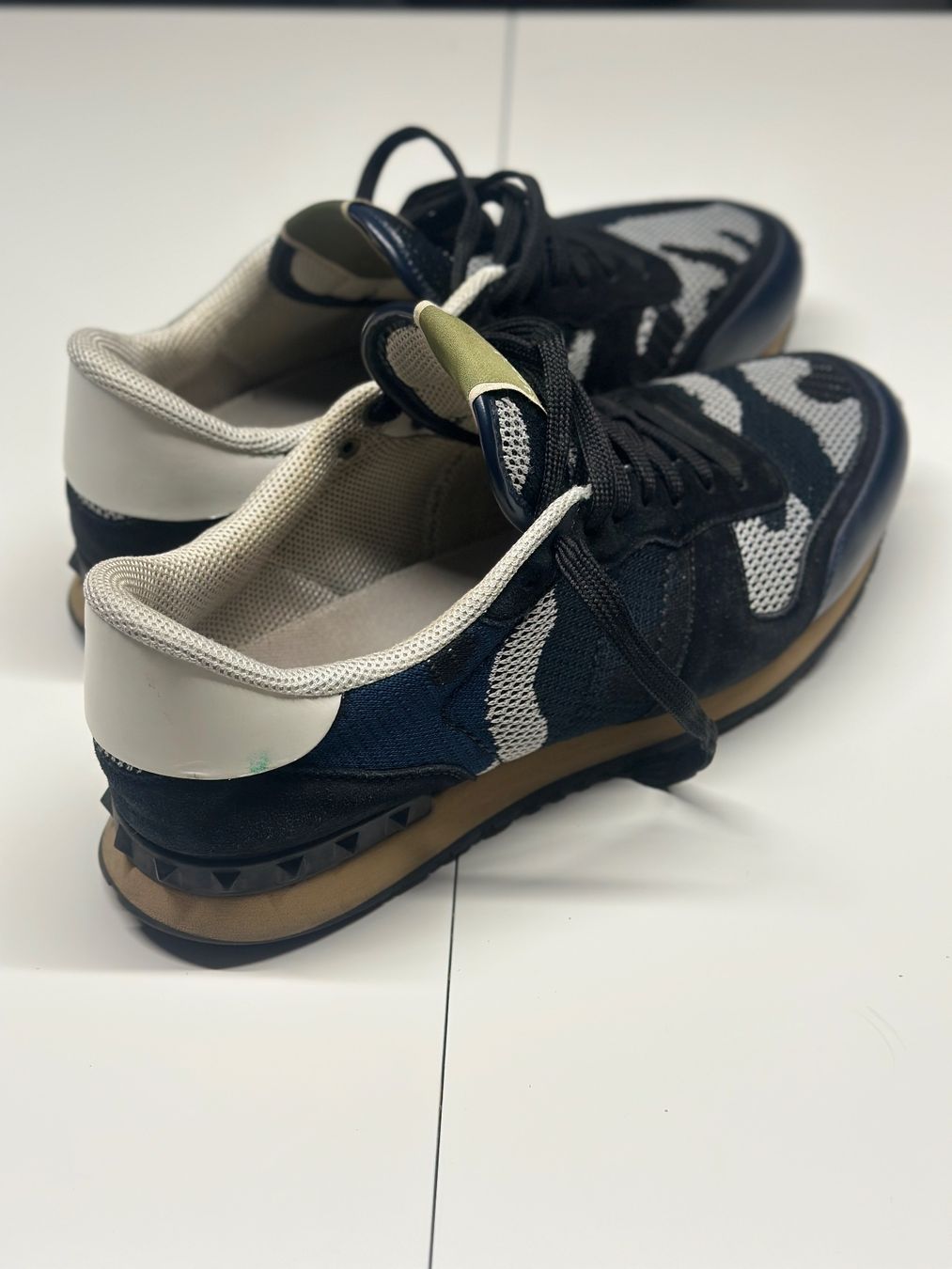 Valentino Herrenschuhe: Valentino Garavani Sneaker, Gr. 44 – Gebraucht aus Andelfingen von Alex8185 2