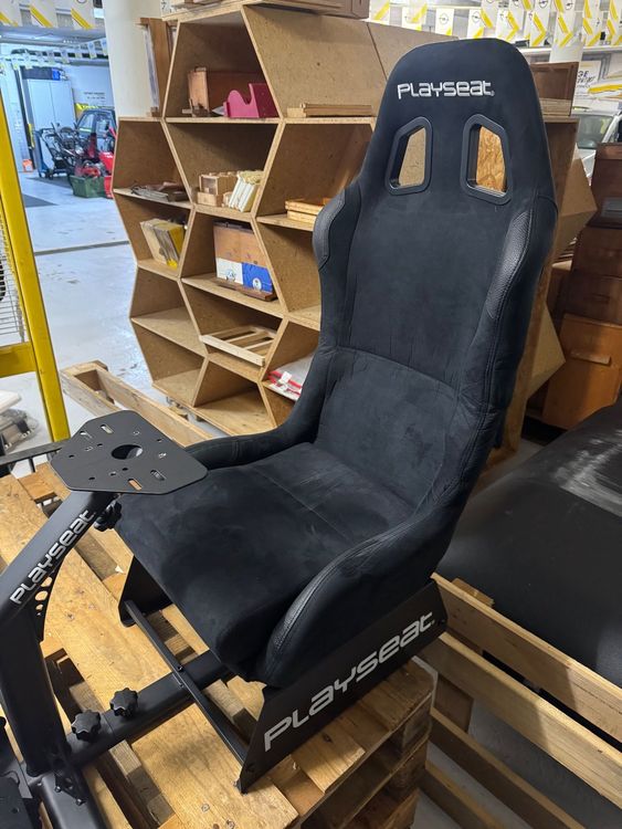 Playseat, Sim Sitz/ Sim Rig (Gebraucht) in Uetendorf für CHF 120 – nur ...