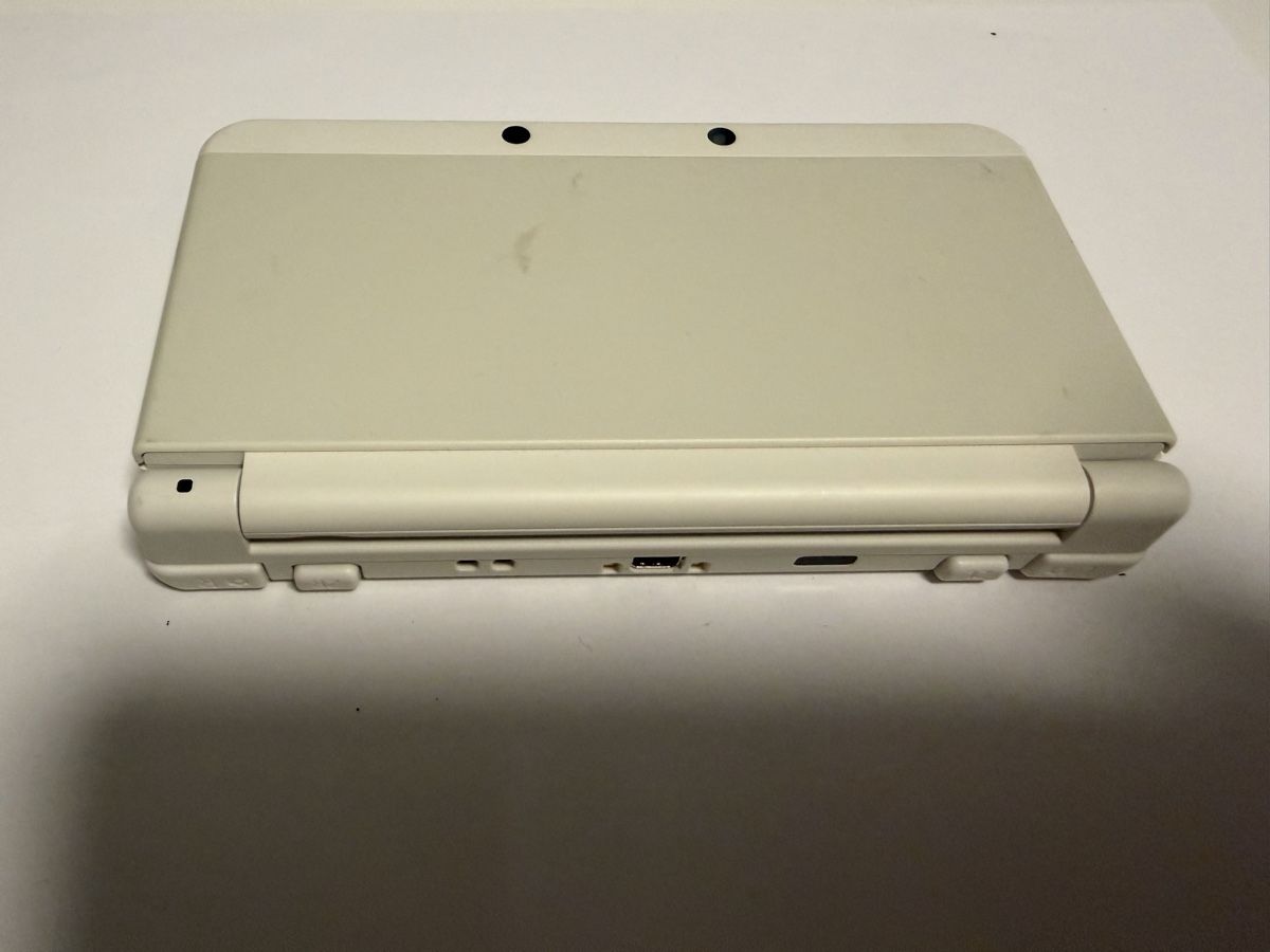 Nintendo Console: Nintendo 3DS weiss guter Zustand – Usato da Oftringen venduto da HaMi91 4