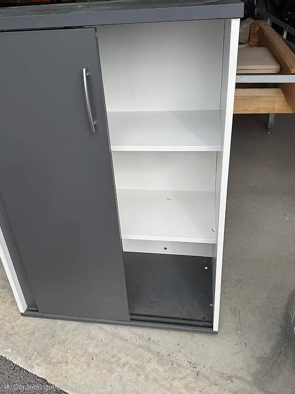 Schreibtische: Lot de bureau Professionel – Gebraucht aus Ste-Croix von kar_9x7w