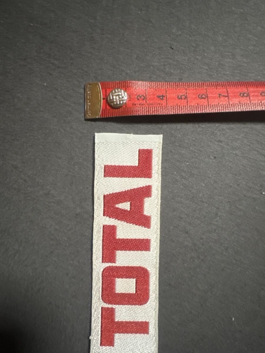 Toppe: Aufnäher Patch TOTAL – Usato da Deitingen venduto da Himhip 1