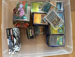 Pokemon Sammelkarten 6kg mit Zubehör