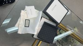 Gucci Portmonee mit Geld Klammern