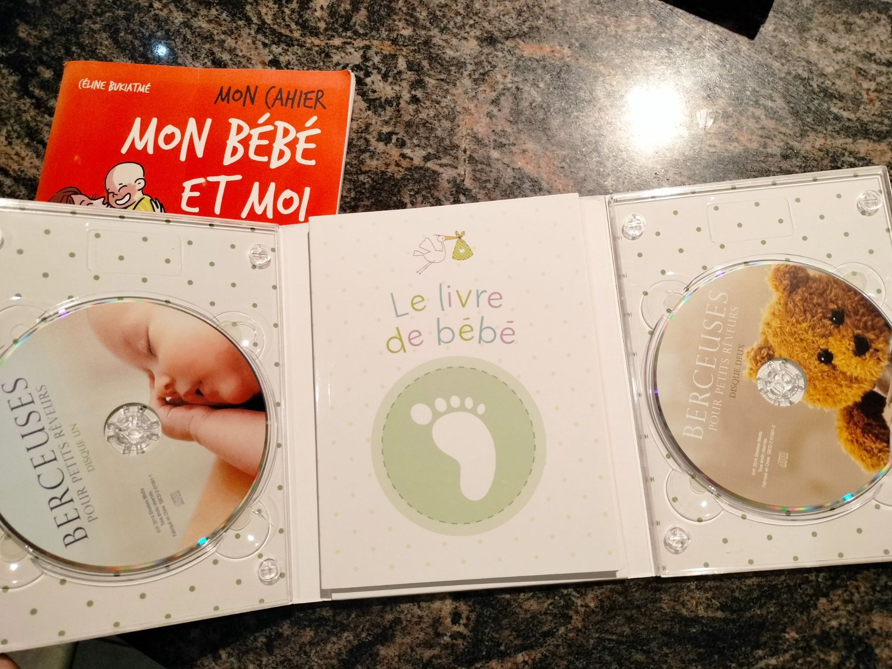 Libri: Mon cahier Mon bébé et Moi – Usato da Cortaillod venduto da rozinna 3