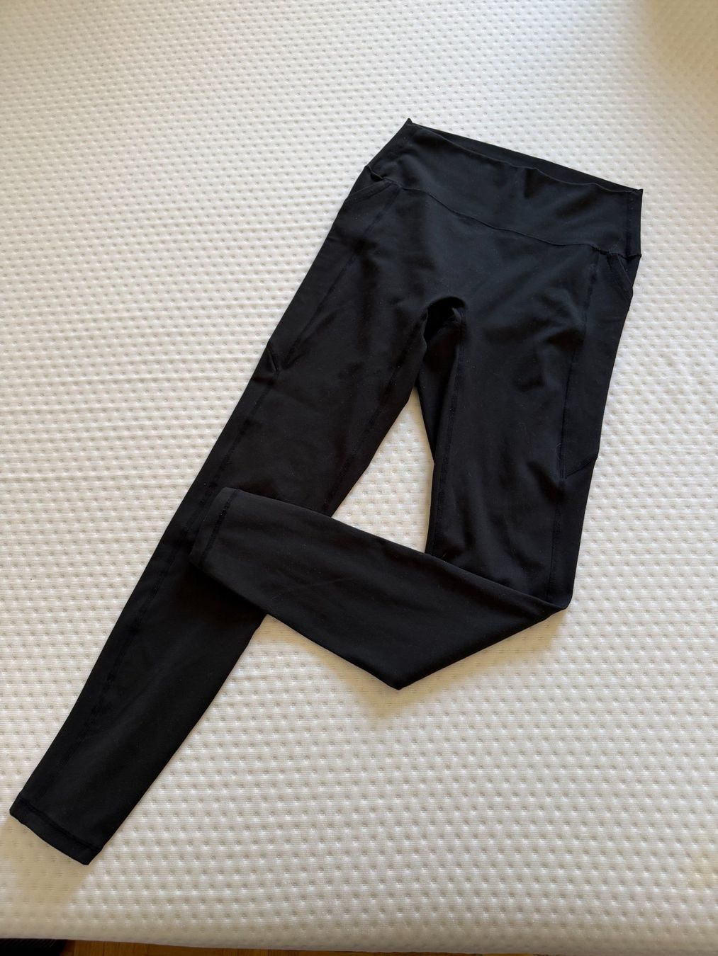 Leggings: Leggings noir LA SHADY M – Usato da Sion venduto da fem_8rnr 2