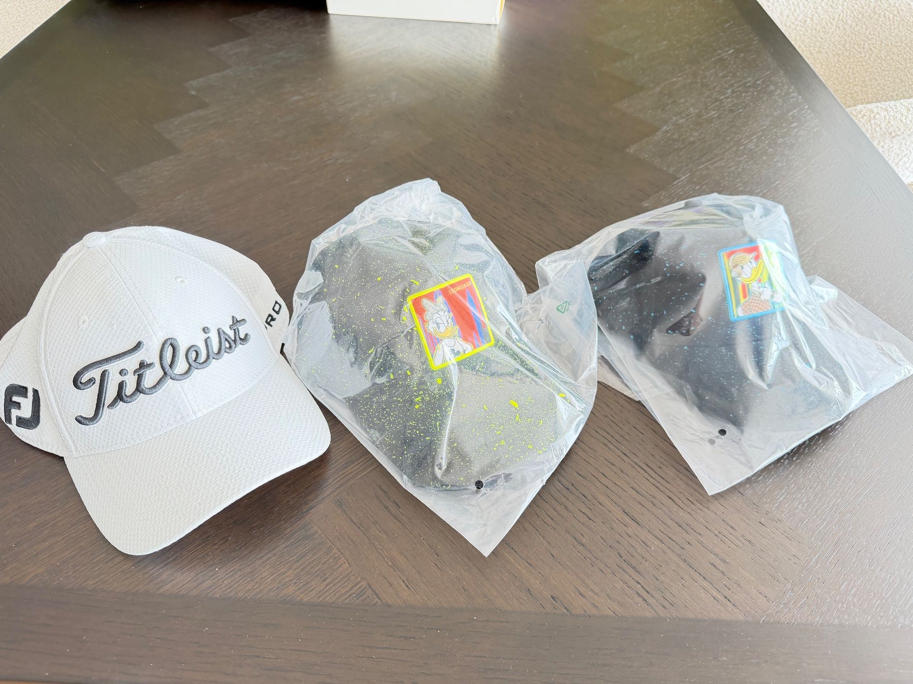 Chapeaux, bonnets & casquettes: Golf Caps gebraucht& 2 neue weitere Caps – Neuf (Voir description) à Zollikofen par Level_911