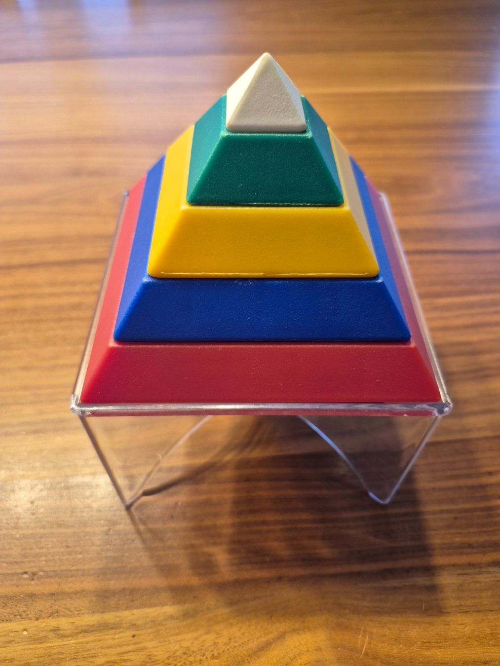 Spielzeuge: Eduplay Kreativ-Pyramide aus Kunststoff, Lernspielzeug – Gebraucht aus Lengnau AG von Mefari