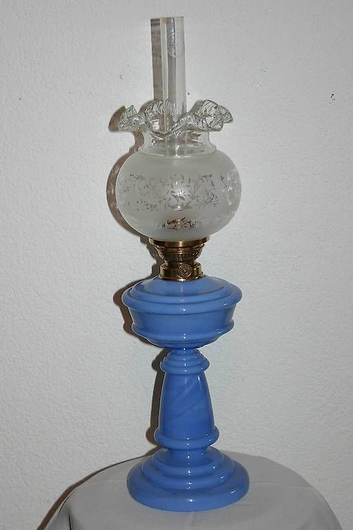 Lampade: antike Petrollampe, restauriert, funktionstüchtig – Usato da Weggis venduto da Mylemontree