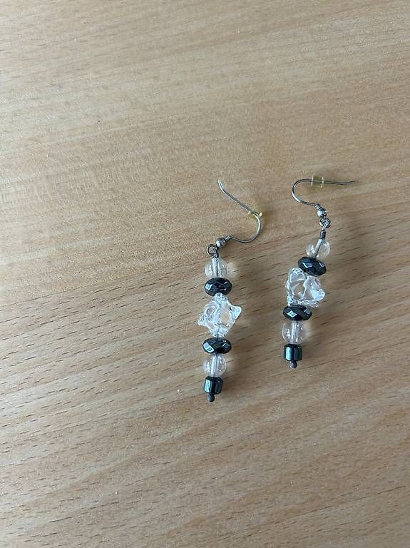 Ohrringe & -stecker: Modische Ohrstecker (22 Paare) – Gebraucht aus Möriken AG von Doris5103 1