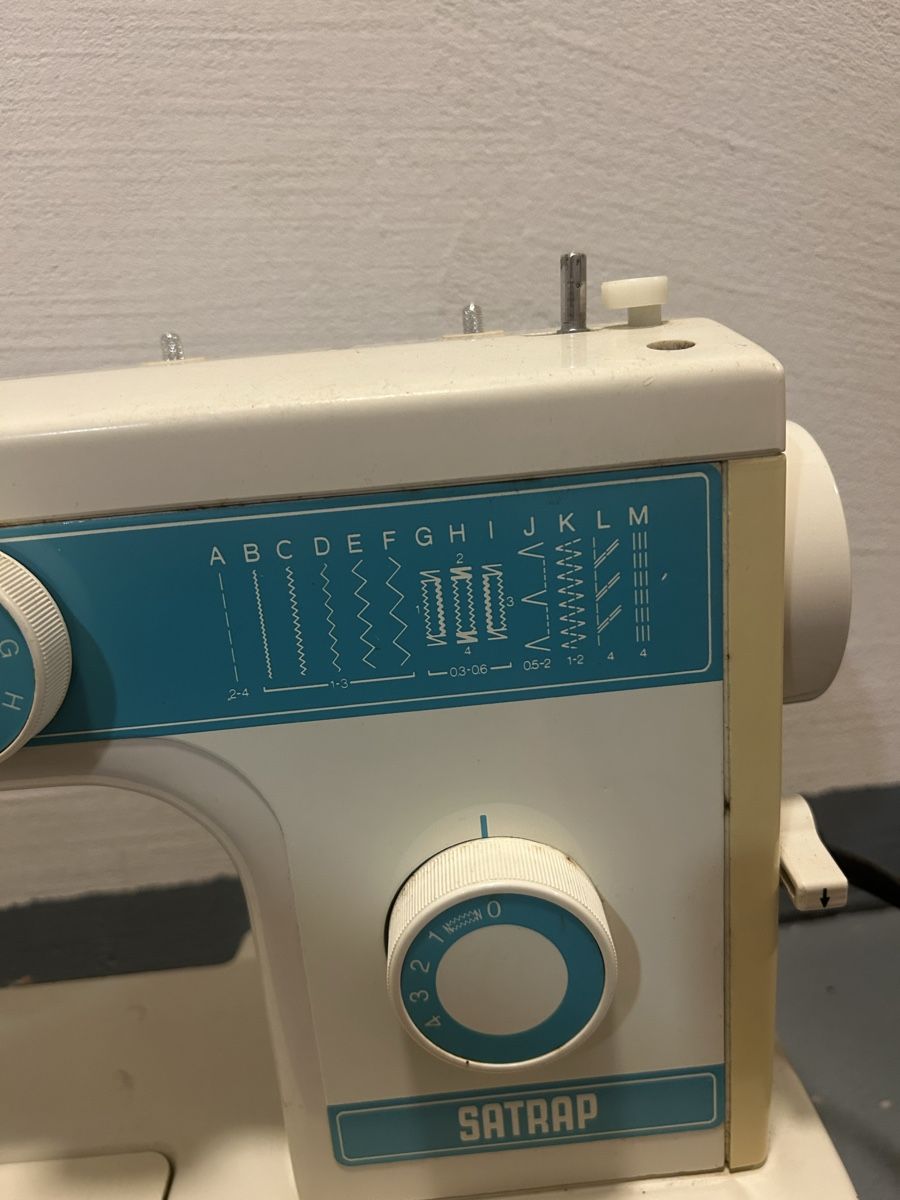 Nähmaschinen: Nähmaschine – Gebraucht aus Wynau von eclub 2