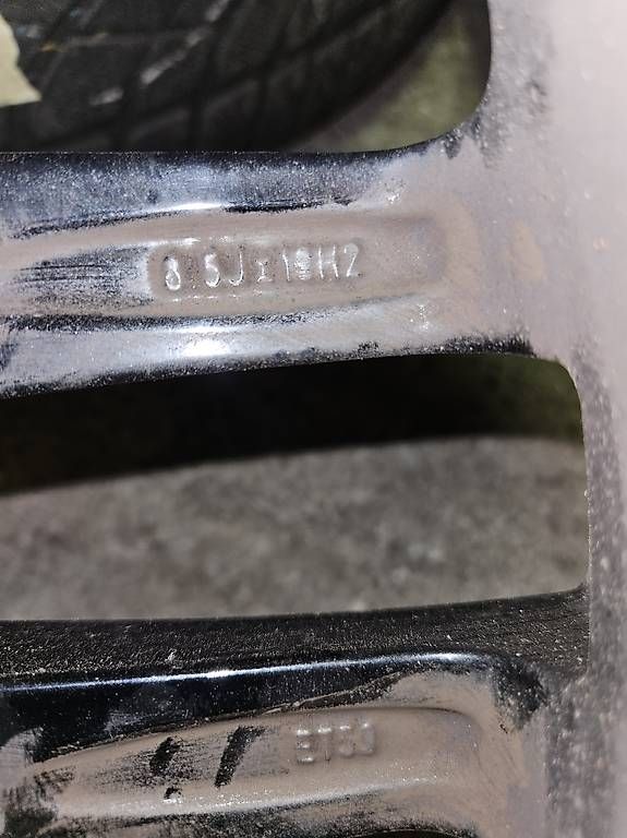 Cerchioni: CERCHI DEL 19 PORSCHE CAYENNE  – Usato da Biasca venduto da autolowcost 1