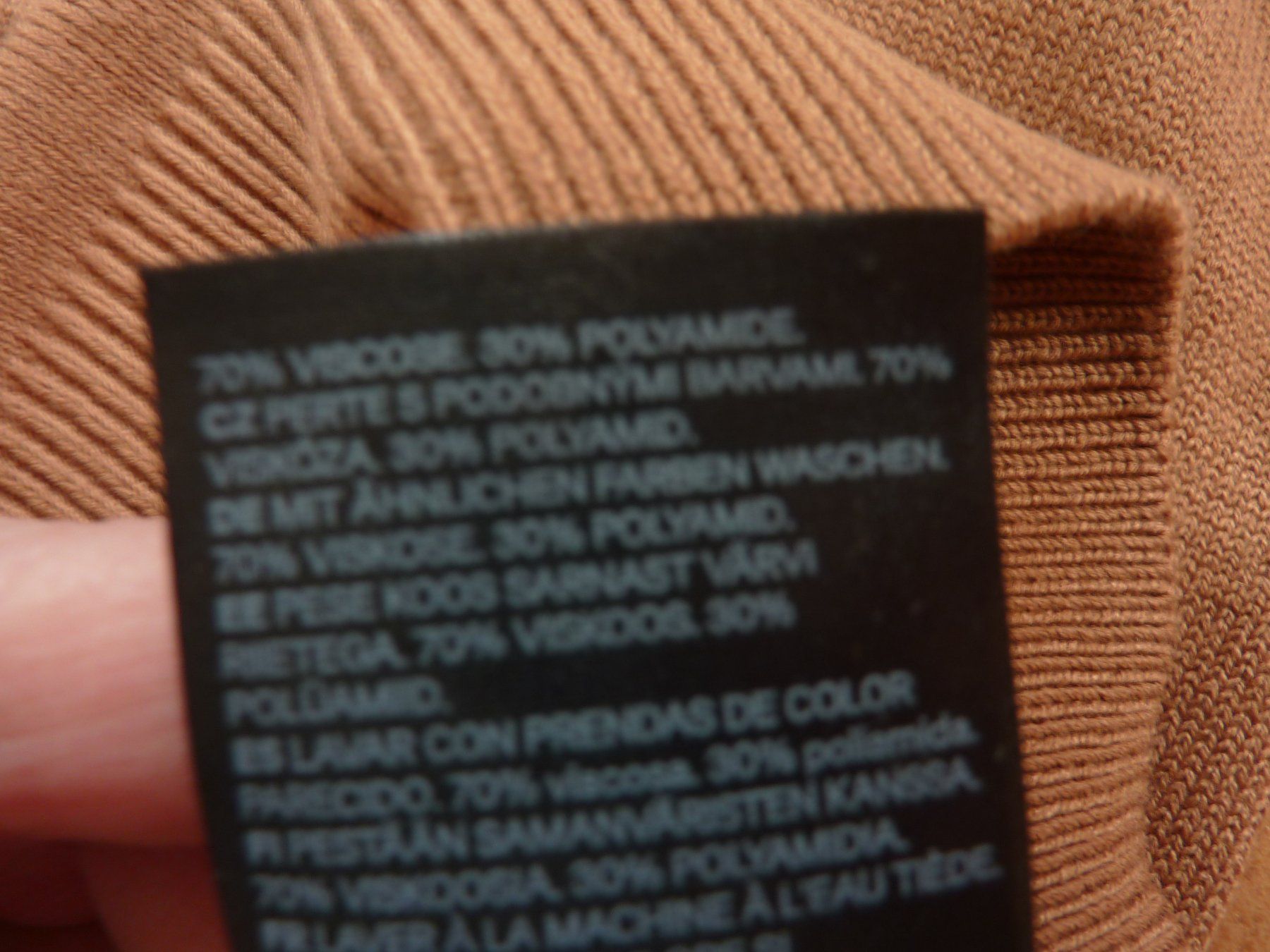H&M Pulls & Sweat-shirts: Rollkragenpullover H+M XS caramel neu – Neuf (Voir description) à Waldstatt par Kananaskis1 4