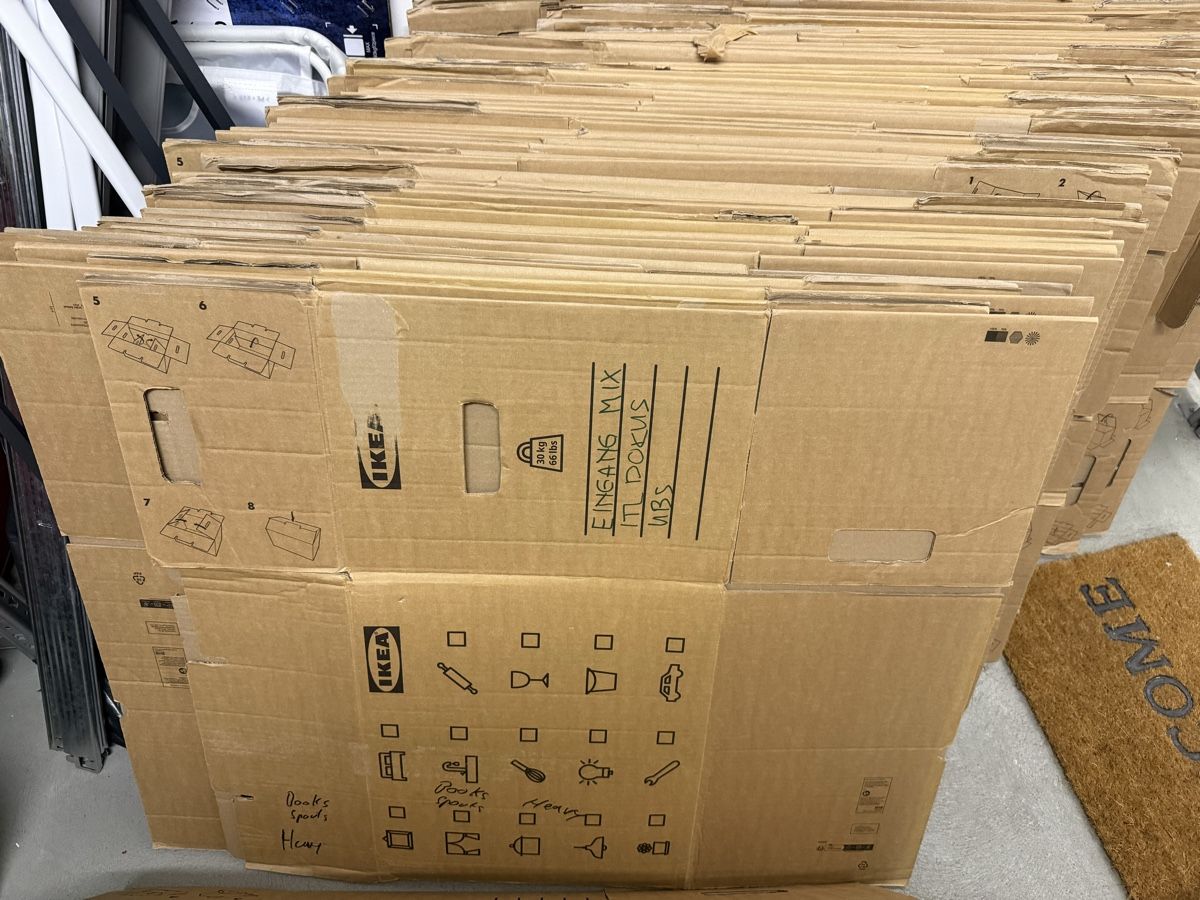 Kartons: Around 60 Moving Boxes – Gebraucht aus Zürich von jannissss 2