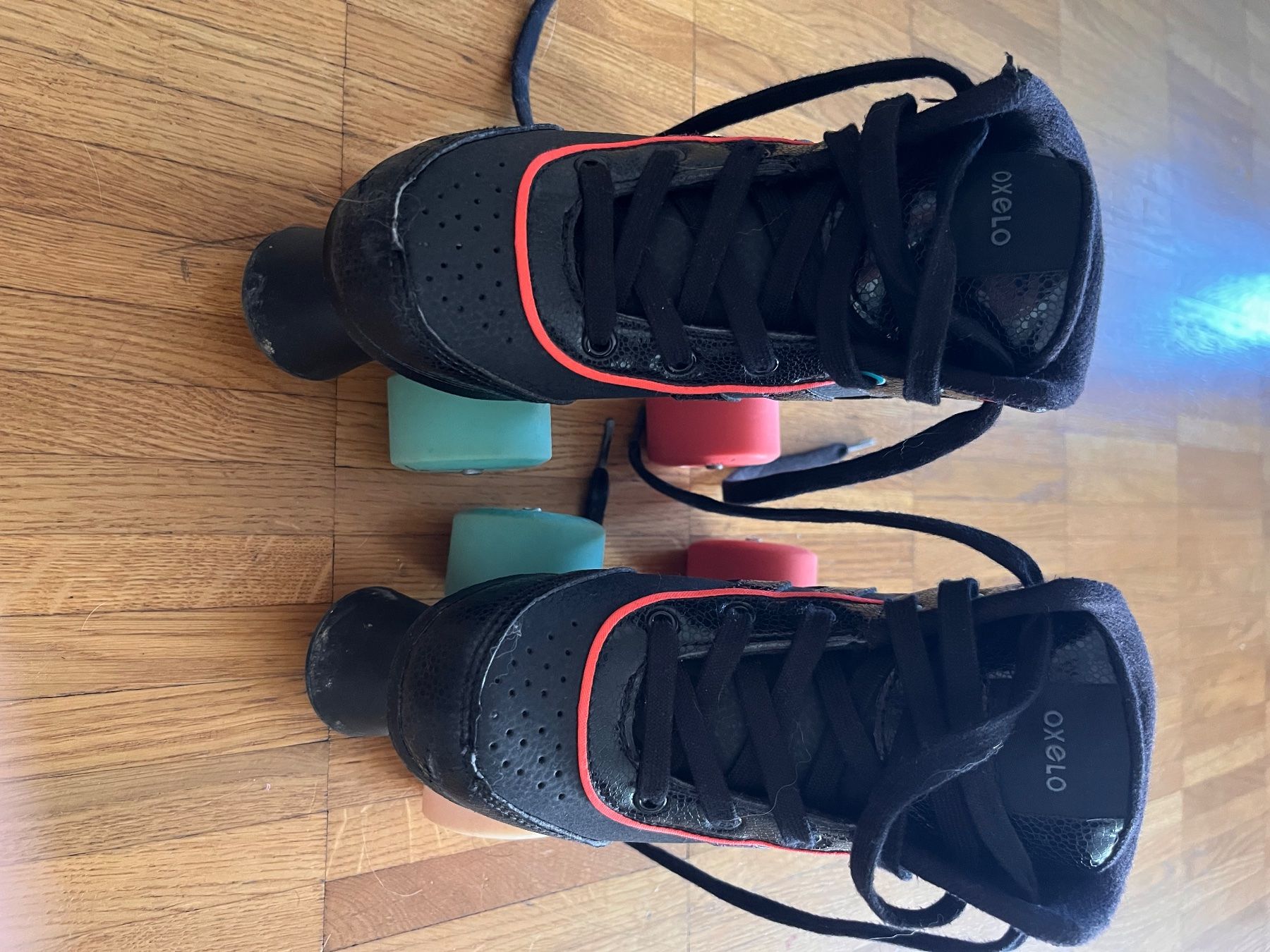 Decathlon Pattini in linea & Pattini a rotelle: Patins a Roulettes Oxelo T.31 – Usato da Rolle venduto da Tico13 1