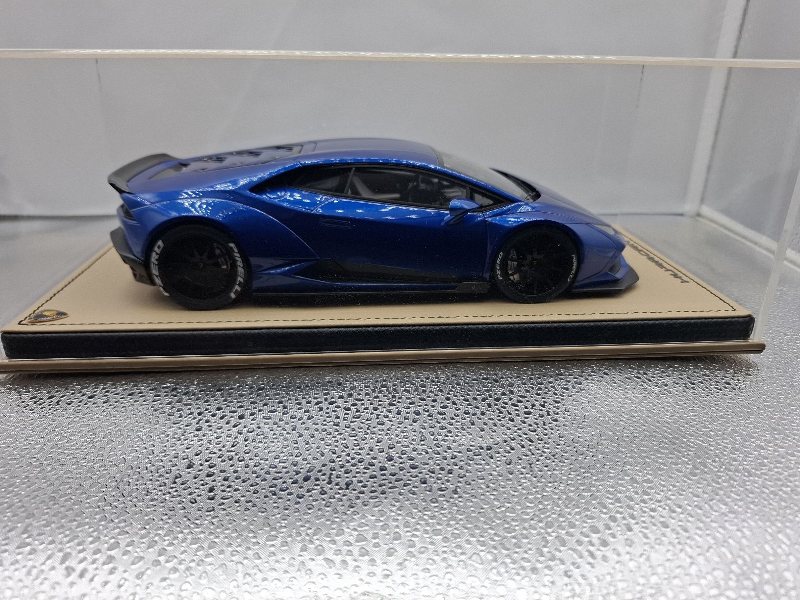 Lamborghini Modellini d'auto: MR Huracan LB Works 1:18 – Nuovo e nell'imballaggio originale da Gipf-Oberfrick venduto da Edii45 2
