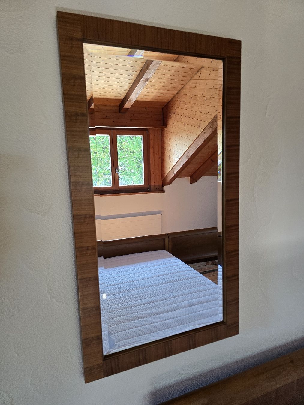 Letti: Doppelbett 180x200 + 2 Nachttische + Spiegel – Usato da Würenlos venduto da Lea.Maria.Hotz 9