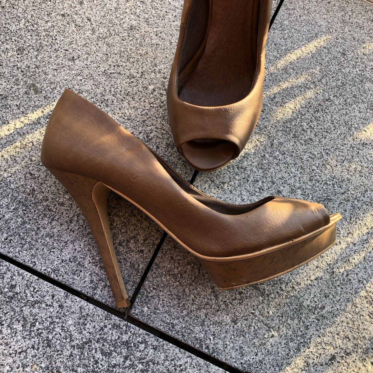 Scarpe da donna: Sommer Pumps / High Heels, Gr. 36 – Usato da Oberengstringen venduto da Simone_Ro