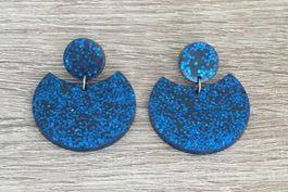 clous d’oreilles 