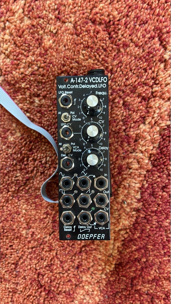 Doepfer Strumenti musicali: Module Doepfer A-147-2 VCDLFO état comme neuf – Nuovo (secondo la descrizione) da Assens venduto da ZenSun