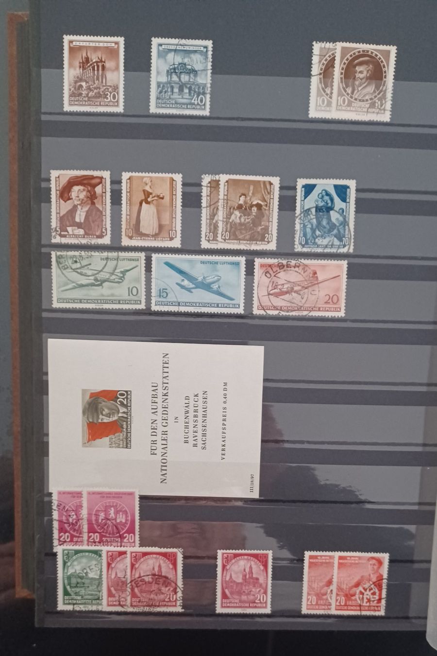 Tutti i francobolli: DDR Briefmarkensammlung – Usato da Bönigen venduto da baeschtu1953 1