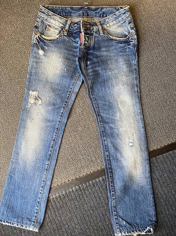 Jeans: DSQUARED Jeanshose – Usato da St. Gallen venduto da Konstanza