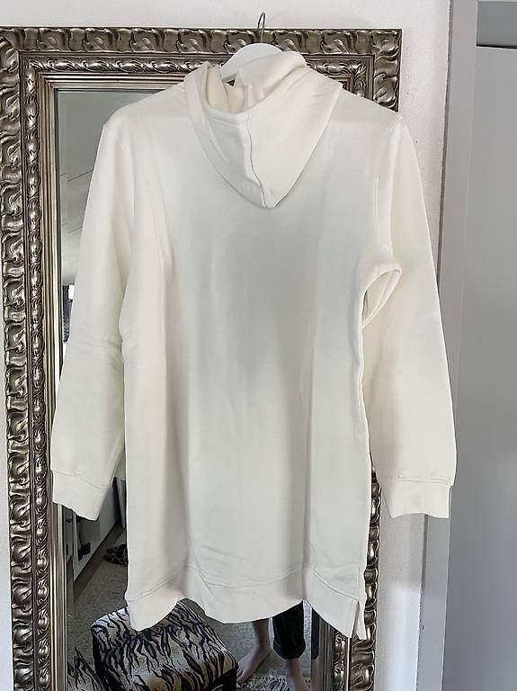 Maglioni & Felpe: Long Sweater – Usato da Schnottwil venduto da pacha08 1