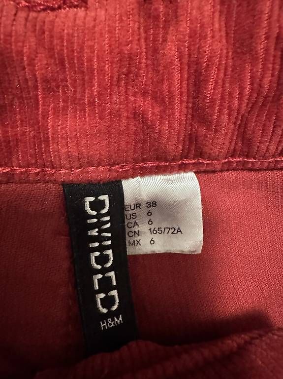 H&M Jeans: Baumwollkord Hose/ Jeans gr. 36 – Usato da Wettswil venduto da vic_5v82 1