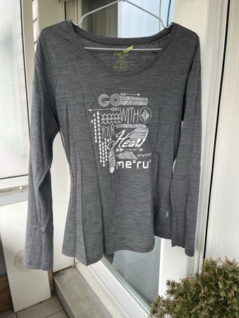 Langarmiges Shirt von Meru