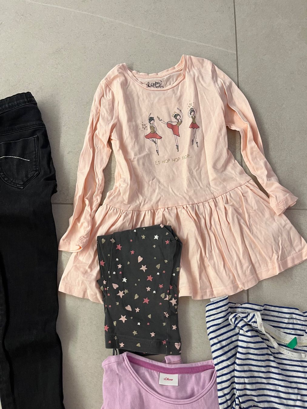 Lotti & Set di vestiti: Kleiderpaket Mädchen Grösse 116 – Usato da Giubiasco venduto da martellino78 3