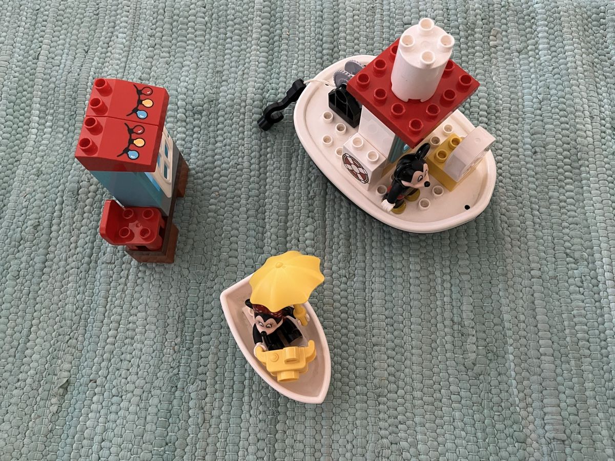 Lego Giocattoli: Lego Duplo Disney Mickey Maus Boot  – Usato da Kirchberg BE venduto da qualle01 1