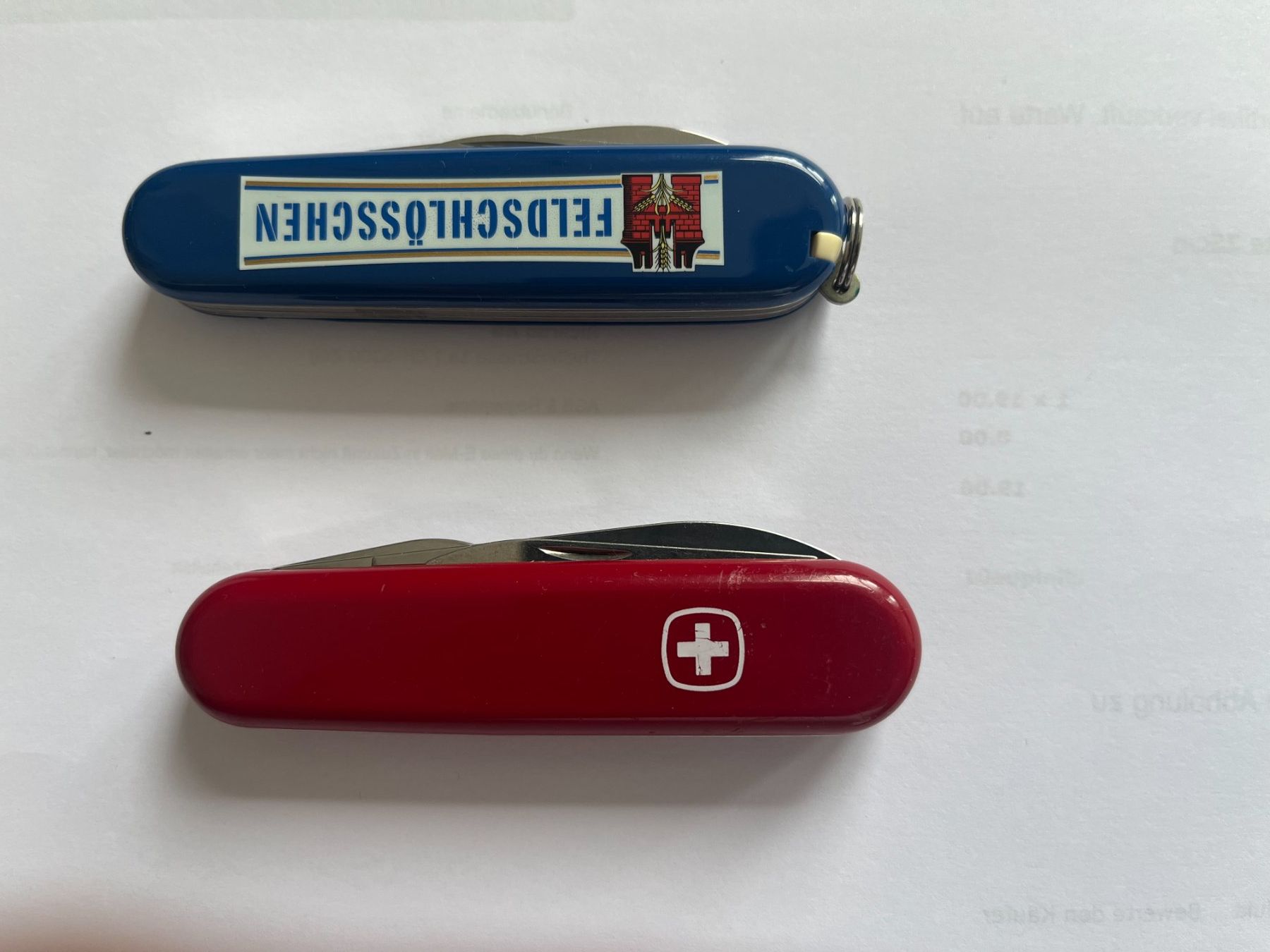 Victorinox Coltelli tascabile: 2x Taschenmesser Feldschlösschen – Nuovo (secondo la descrizione) da Dintikon venduto da Redgar58 1
