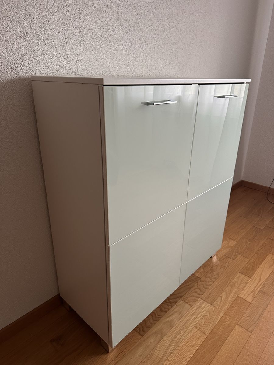 Commodes: Weisse Komode – D'occasion à Köniz par pid_9kbt