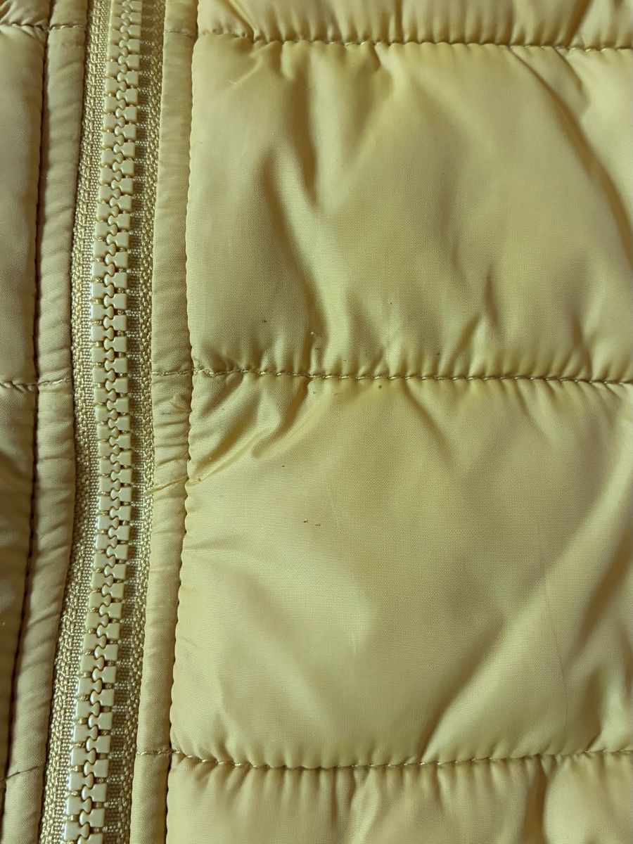 H&M Vestes & Manteaux: Winterjacke Grösse 98 – D'occasion à Witterswil par Livee 2