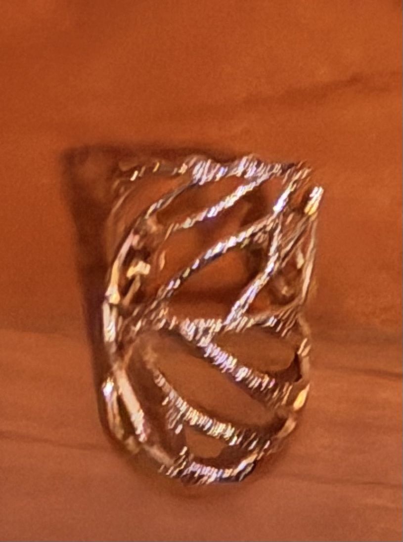 Anelli: Ring mit Blattmuster (NEU) – Nuovo (secondo la descrizione) da Frauenfeld venduto da isa_zph6 1