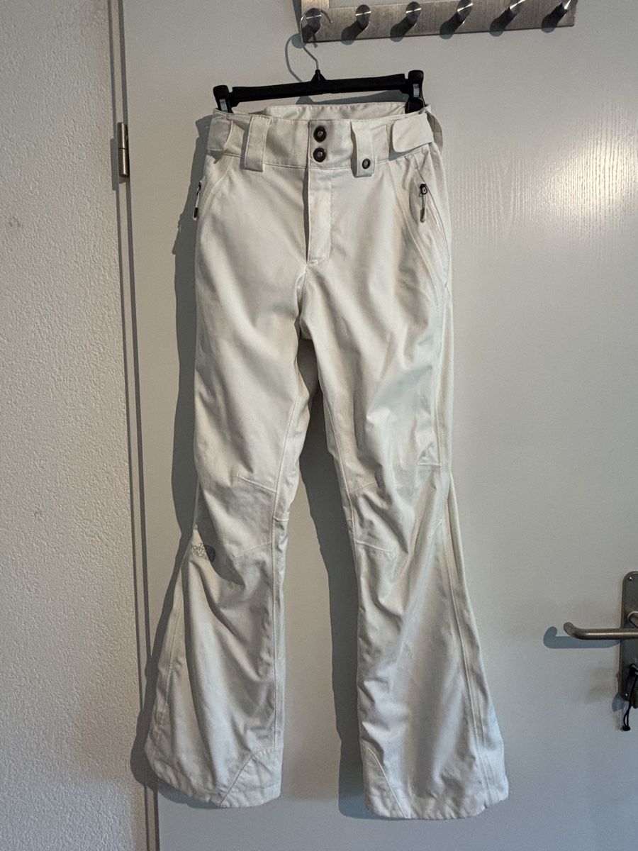 North Face Hosen: The North Face Damen Skihose – Gebraucht aus Worb von sop_5hc8