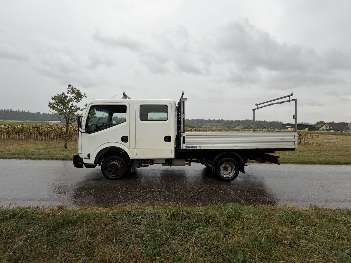 Nissan Véhicules utilitaires: NISSAN Cabstar – D'occasion à Niederbipp par baggerch