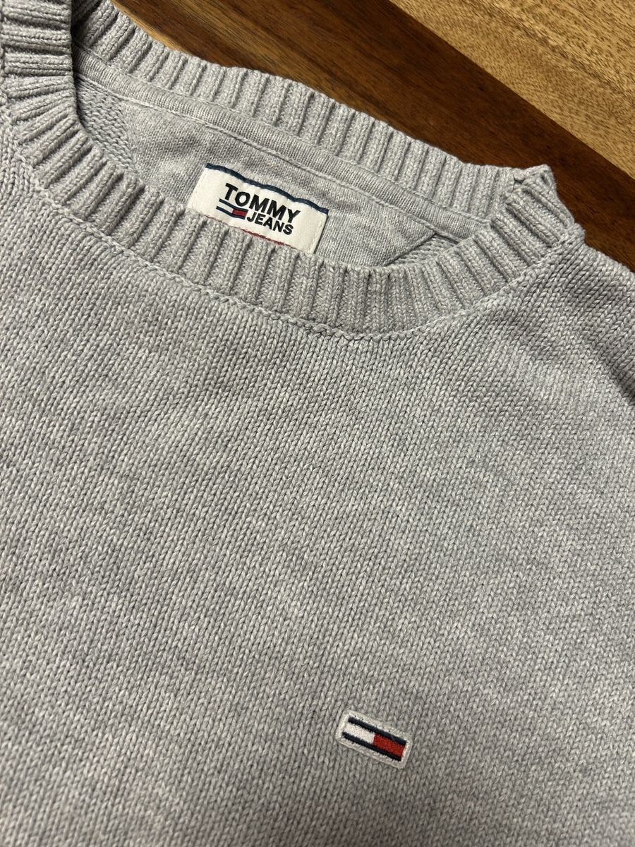 Tommy Hilfiger Maglioni & Felpe: Grauer TOMMY Jeans Pullover Grösse M – Nuovo (secondo la descrizione) da Zürich venduto da ann_5b6d 1