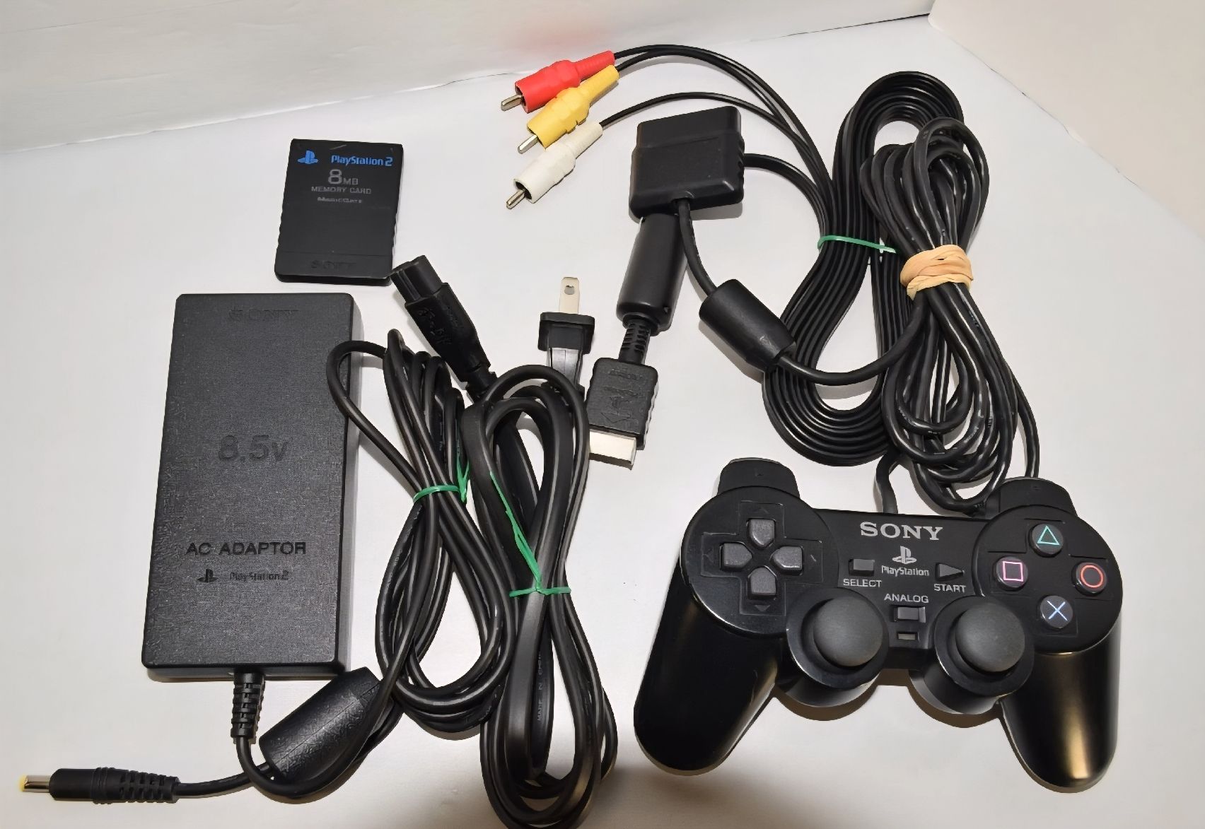 Sony Konsolen: Sony PS 2 Slim Bundle: Console, Controller & Memorycard – Gebraucht aus Allschwil von NDSS9483 1