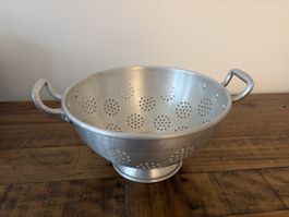 Altes Abtropfsieb Aluminium 