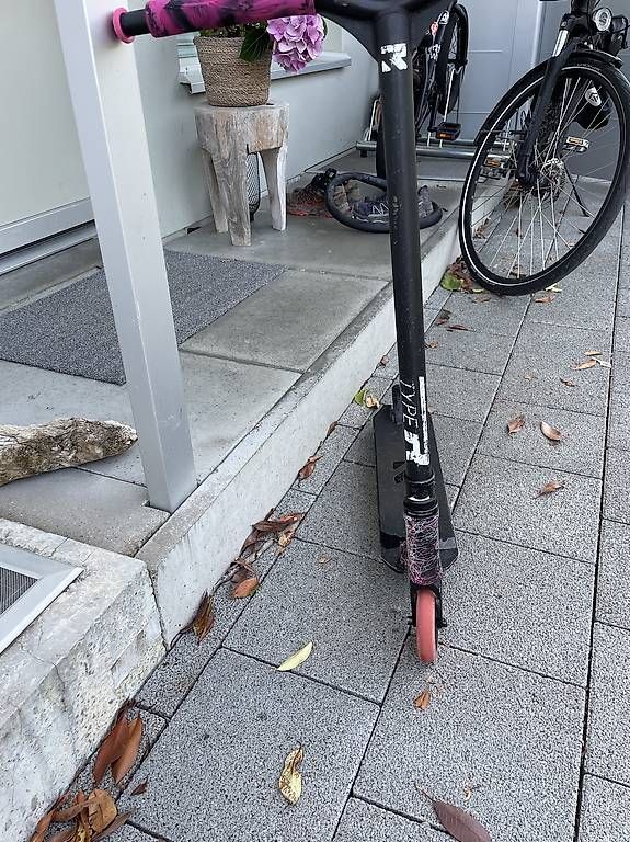 Kickboard: Stunt Scooter Root – D'occasion à Klingnau par Miklo83 1