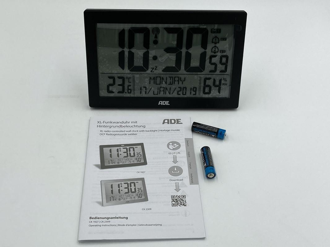 Orologi: ADE | Funkwanduhr XL-Display | Schwarz – Usato da Wittenbach venduto da Restwert_St-Gallen 2