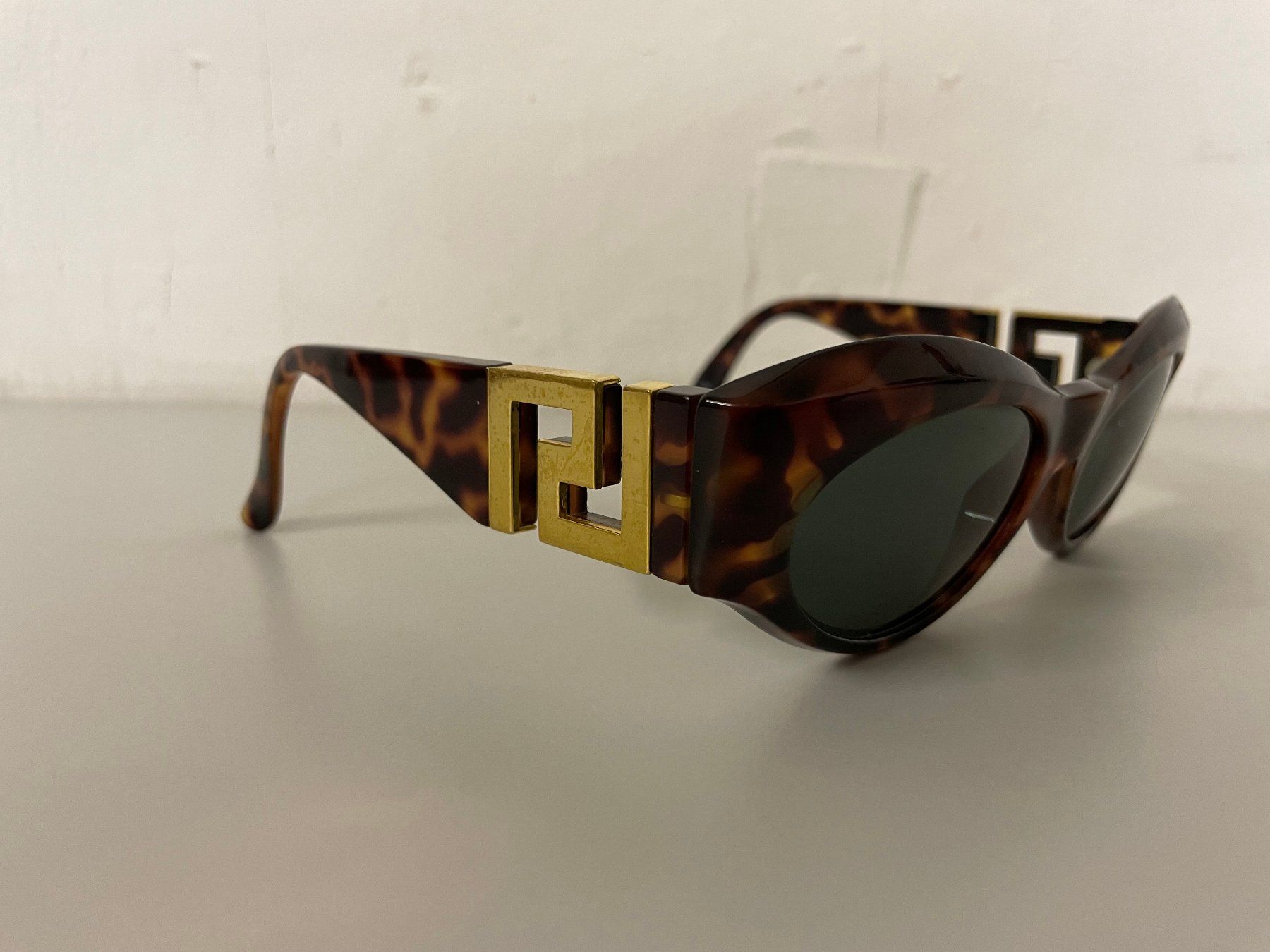 Versace Occhiali & Lenti: lunette GIANNI VERSACE MOD T74 Col 852 – Usato da La Croix (Lutry) venduto da netrajet 1